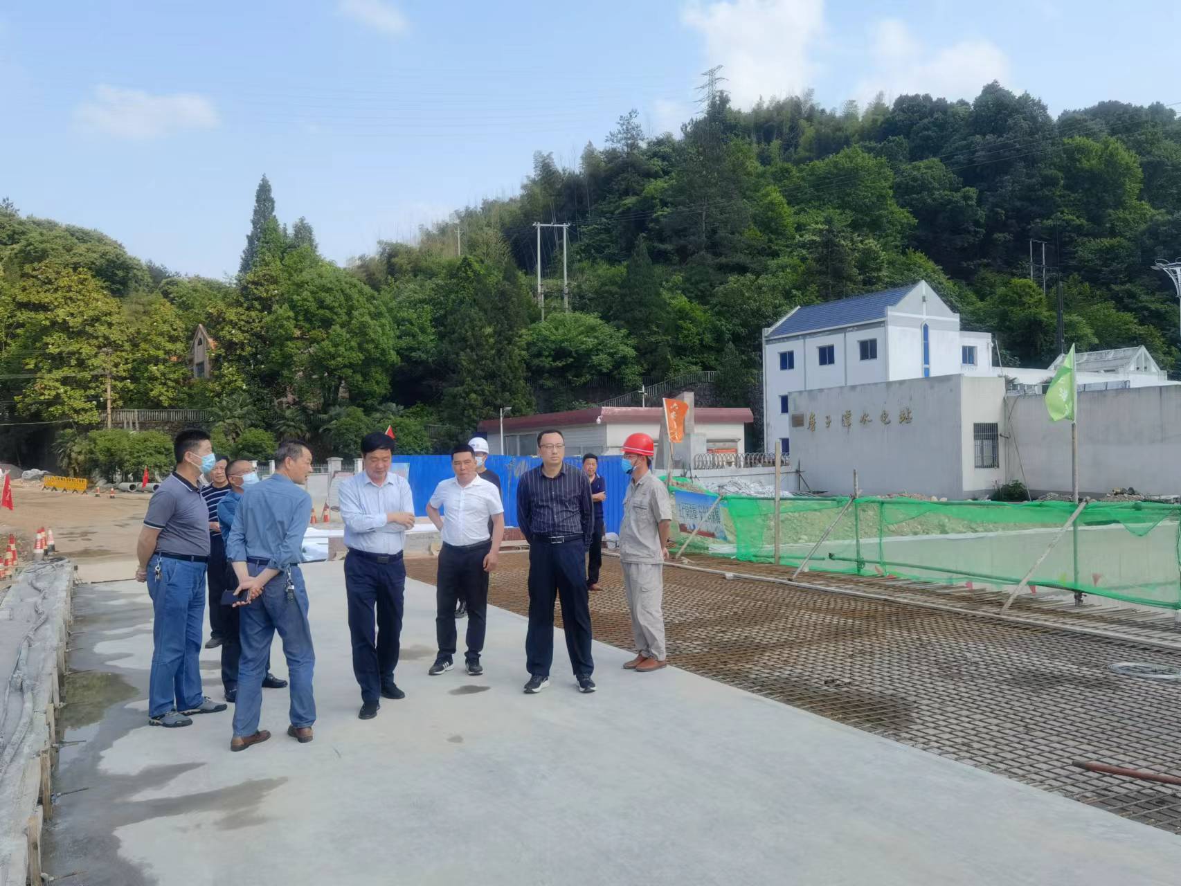 六安市交通運(yùn)輸局黨組領(lǐng)導(dǎo)視察磨子潭等在建項(xiàng)目 六安市交通運(yùn)輸局黨組領(lǐng)導(dǎo)視察磨子潭等在建項(xiàng)目